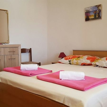 Guesthouse Jenny (Adults Only) Novalja Exteriör bild