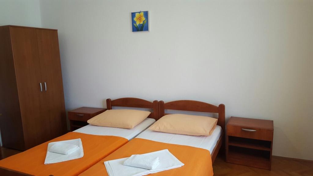 Guesthouse Jenny (Adults Only) Novalja Exteriör bild
