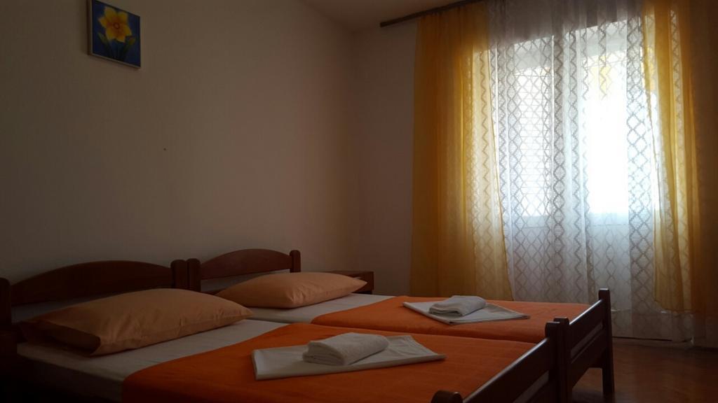 Guesthouse Jenny (Adults Only) Novalja Exteriör bild
