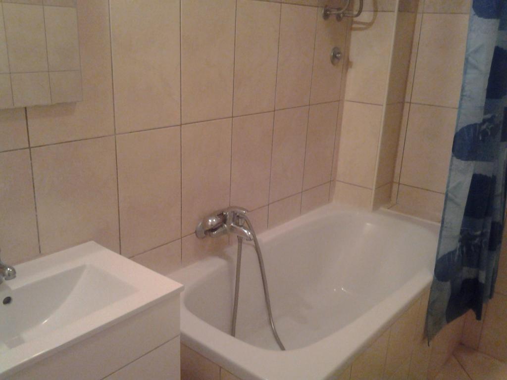 Guesthouse Jenny (Adults Only) Novalja Exteriör bild